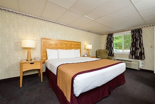 Howard Johnson By Wyndham West Yarmouth Cape Cod エクステリア 写真